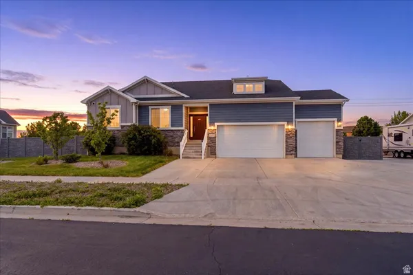 $725,000 | 1372 South Homestead Lane, Syracuse, UT 84075