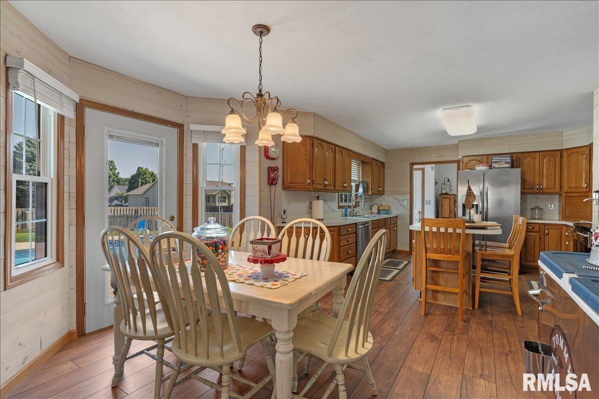 1405 Hosta Street Springfield, IL 62712 - Photo 11 of 44 Gallery Image 11