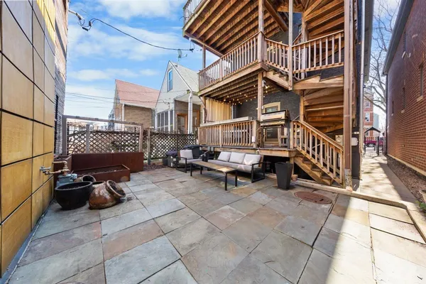$1,690,000 | 2334 West Medill Avenue, Chicago, IL 60647