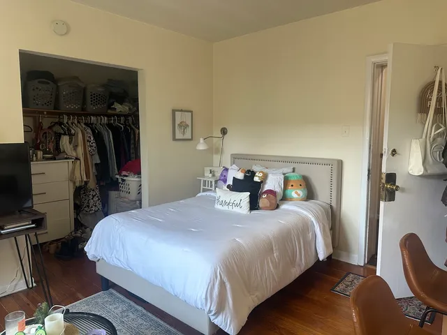 $1,400 | 644 West Wrightwood Avenue, Unit 206, Chicago, IL 60614