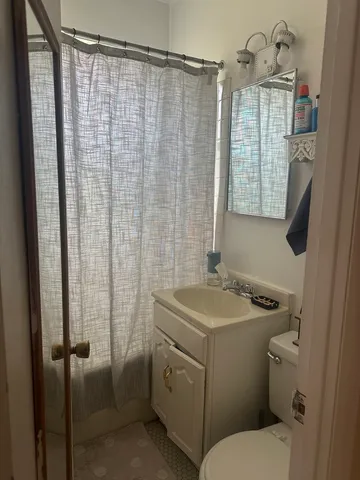 $1,400 | 644 West Wrightwood Avenue, Unit 206, Chicago, IL 60614