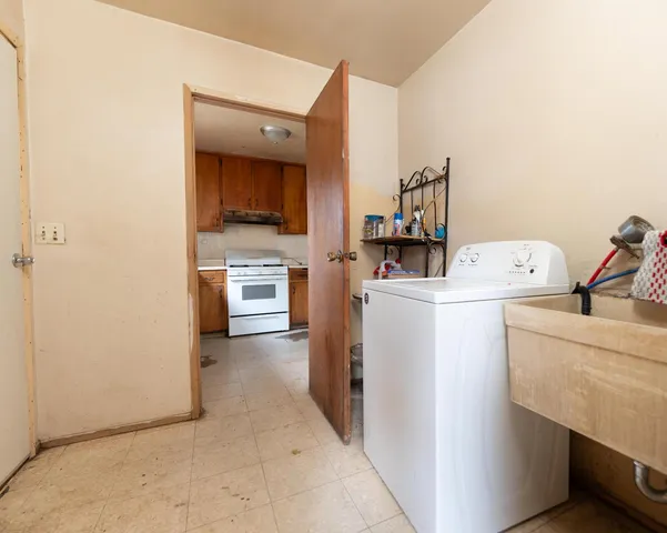 $230,000 | 375 South Wall Street, Shafter, CA 93263