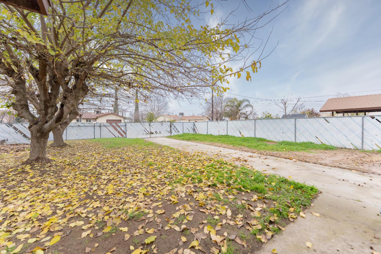 375 South Wall Street Shafter, CA 93263 - Photo 13 of 14 a house view with a outdoor space
