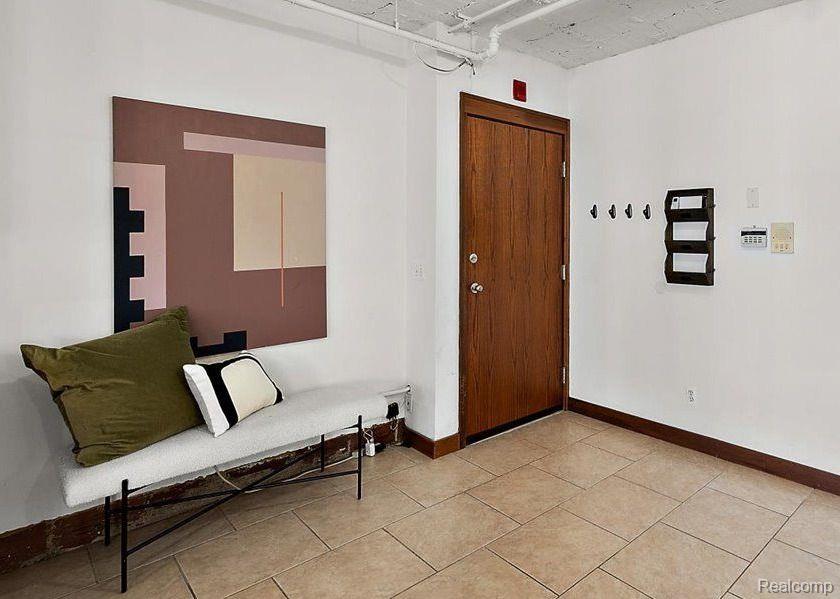 78 Watson Street, Unit 10 Detroit, MI 48201 - Photo 9 of 63