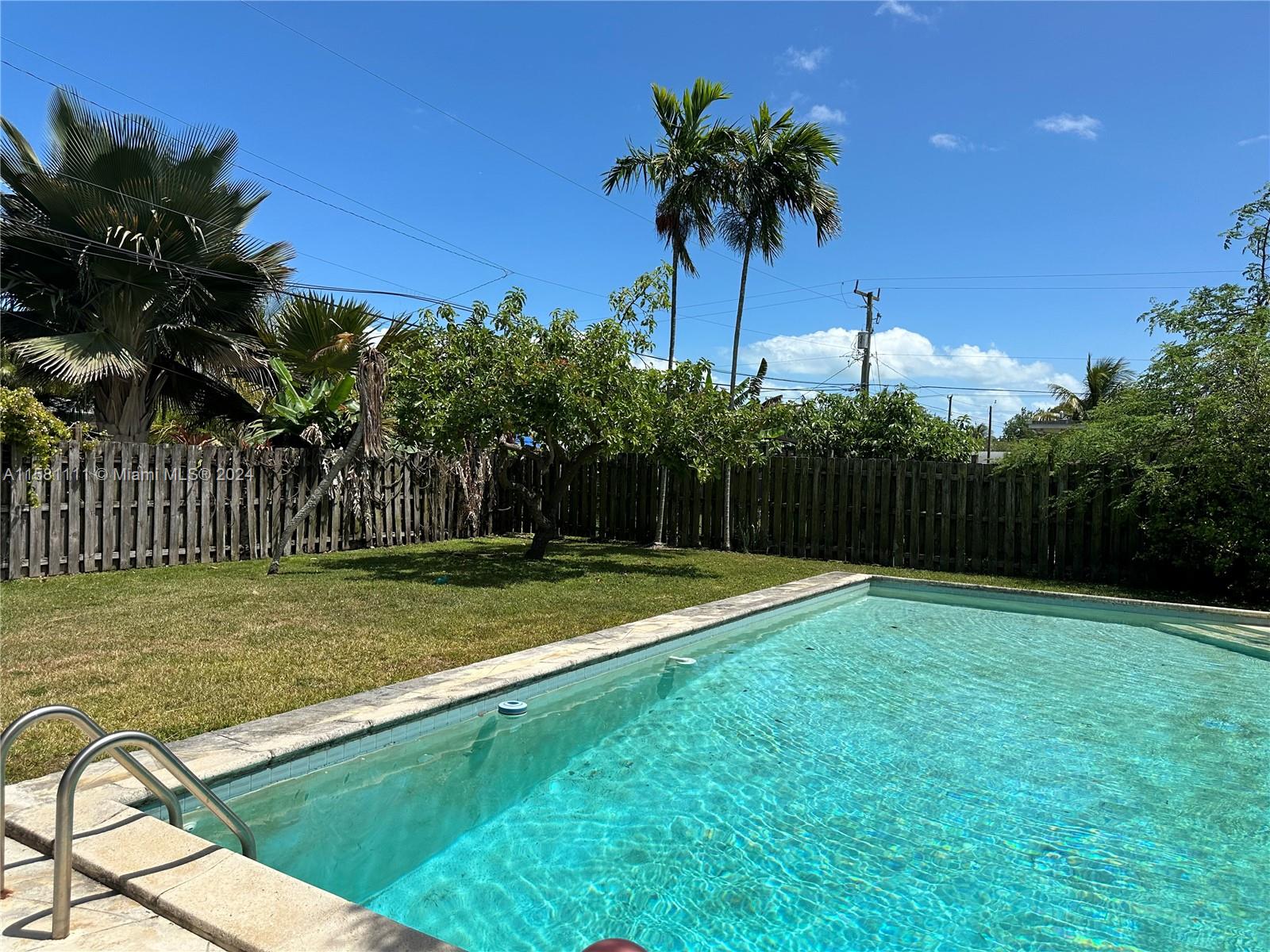20635 Jacaranda Road Cutler Bay, FL 33189 - Photo 3 of 5 Gallery Image 3
