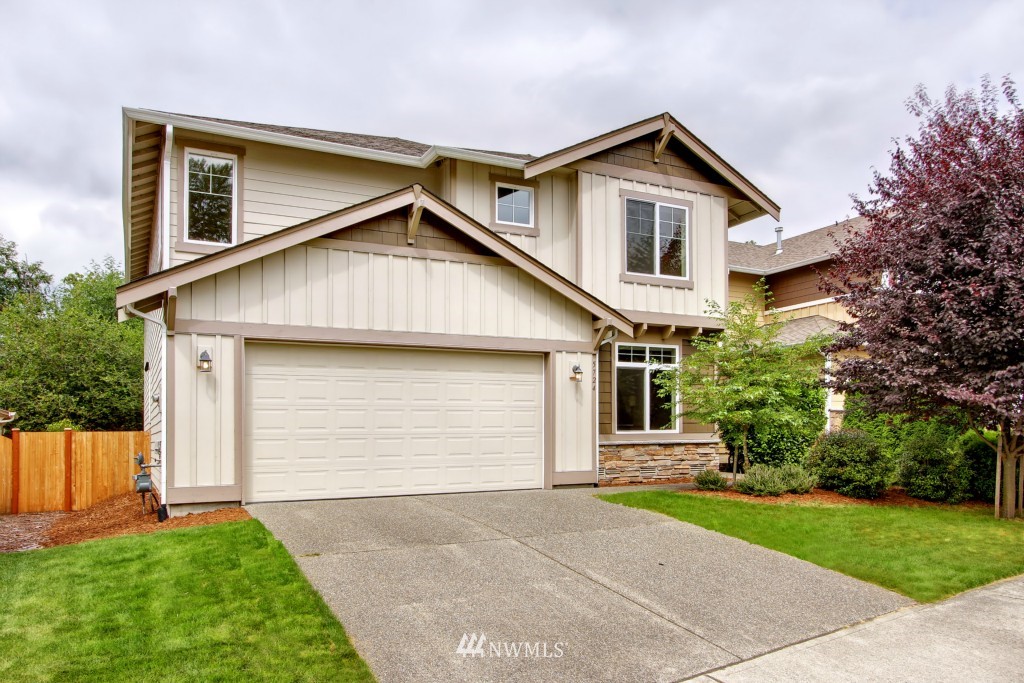 5724 Northeast 1st Place Renton, WA 98059 - Photo 1 of 15
