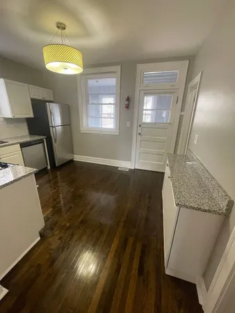 $620,000 | 2115 North Kildare Avenue, Chicago, IL 60639