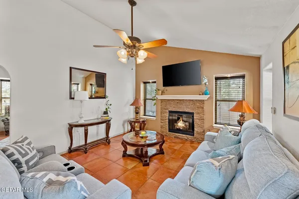 $595,000 | 13130 Shapleigh Place, Clint, TX 79836