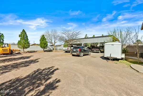 $595,000 | 13130 Shapleigh Place, Clint, TX 79836