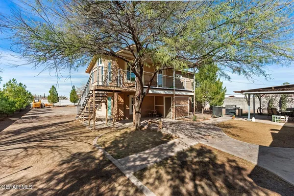 $595,000 | 13130 Shapleigh Place, Clint, TX 79836