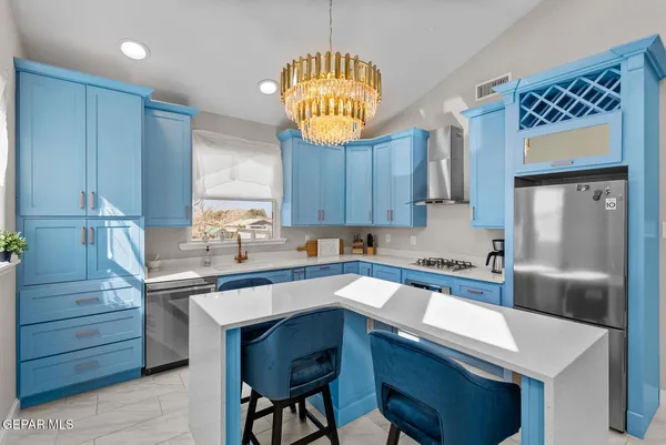 $595,000 | 13130 Shapleigh Place, Clint, TX 79836