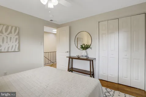 $835,000 | 32 Ancell Street, Alexandria, VA 22305