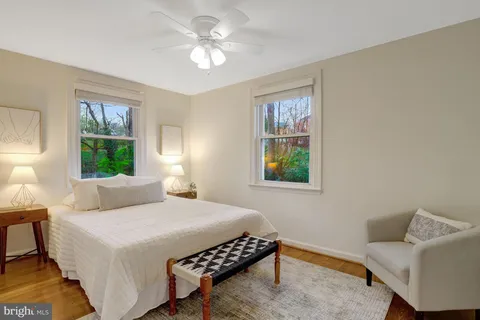 $835,000 | 32 Ancell Street, Alexandria, VA 22305