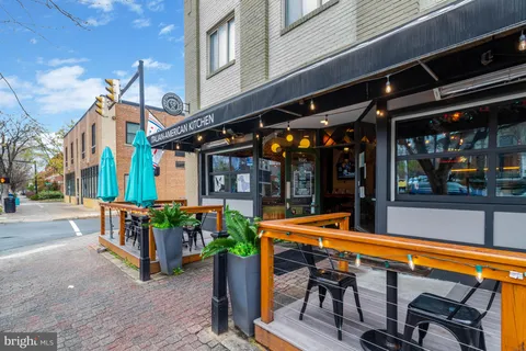 $835,000 | 32 Ancell Street, Alexandria, VA 22305