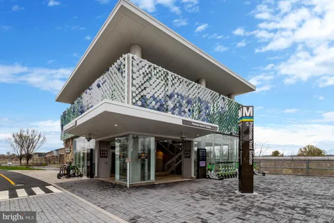 $835,000 | 32 Ancell Street, Alexandria, VA 22305