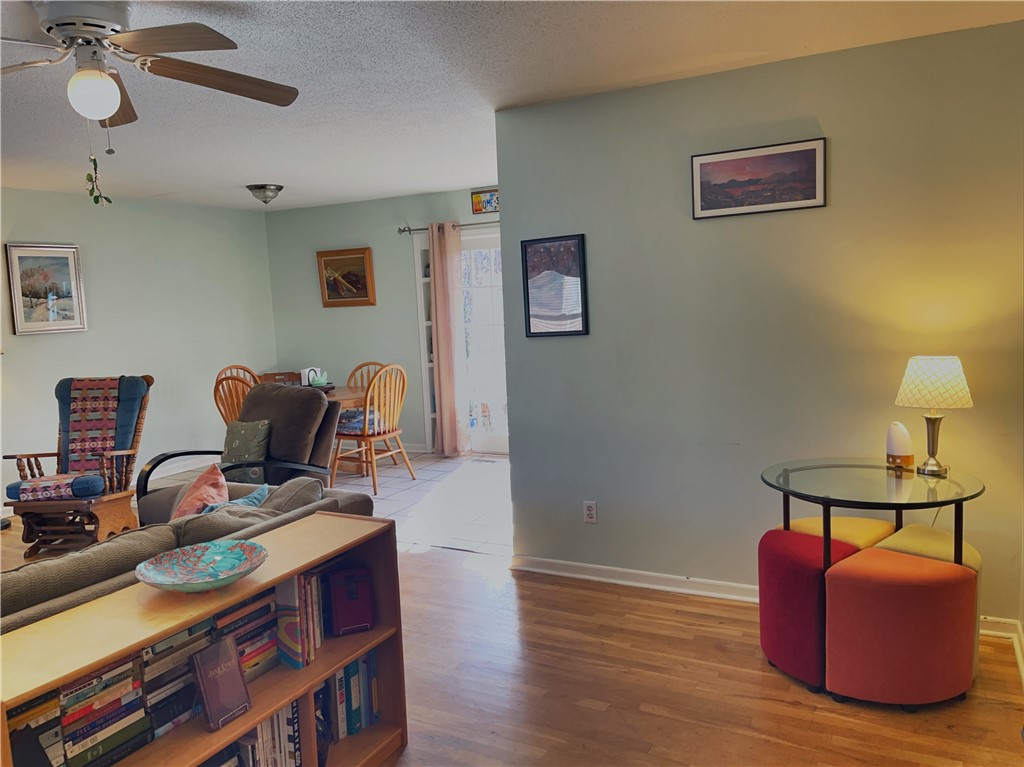 132 Quail Ridge Road Seneca, SC 29678 - Photo 4 of 32 Gallery Image 4