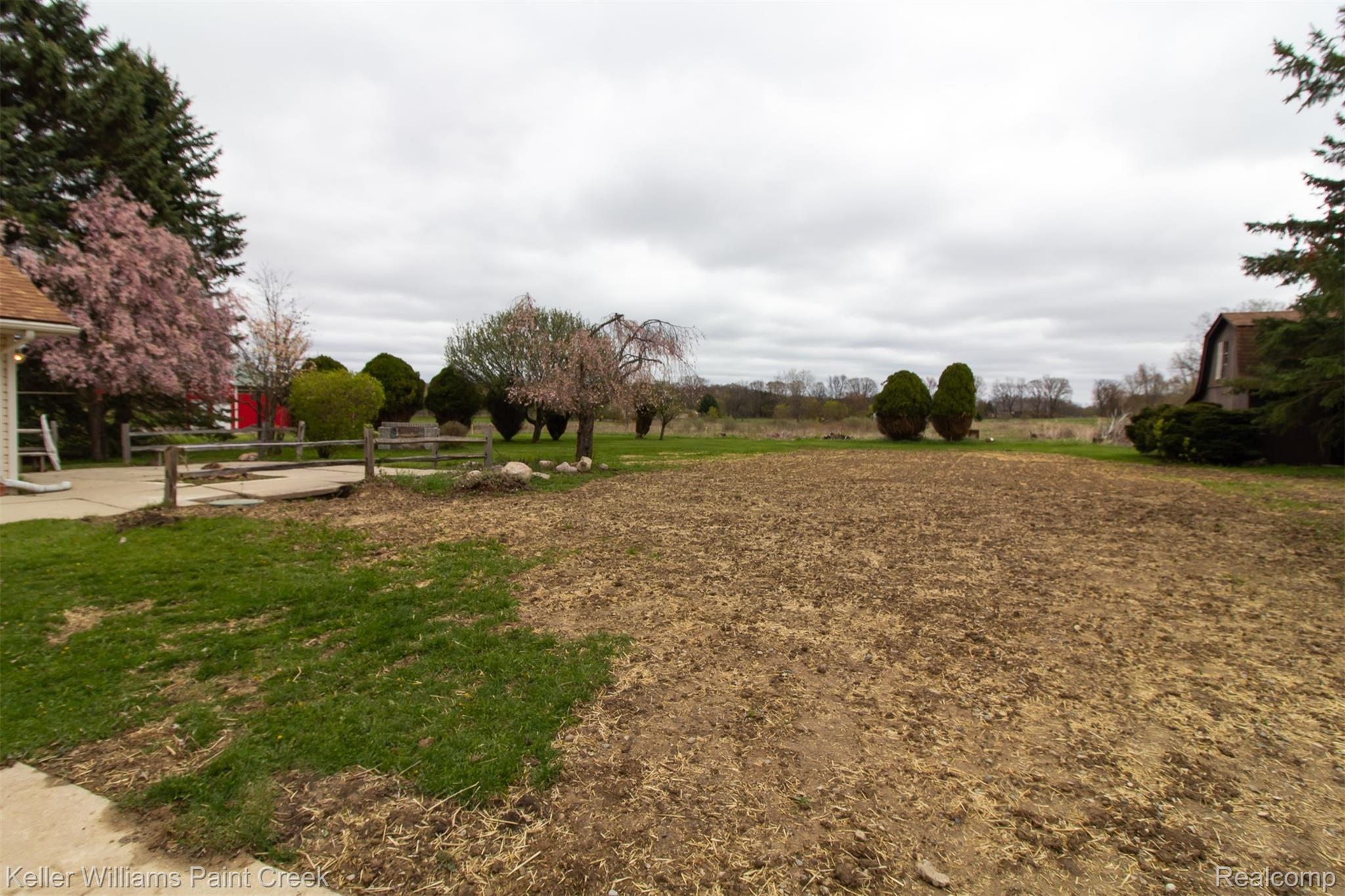 8950 Hickory Ridge Road Holly, MI 48442 - Photo 49 of 49 HickoryRidgeRd_8950_Back_11.jpg