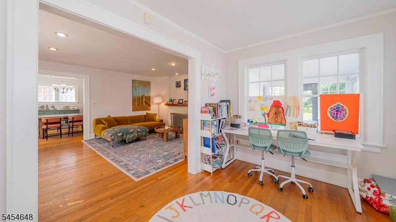 23 Bailey Road Millburn, NJ 07041 - Photo 10 of 33 Gallery Image 10