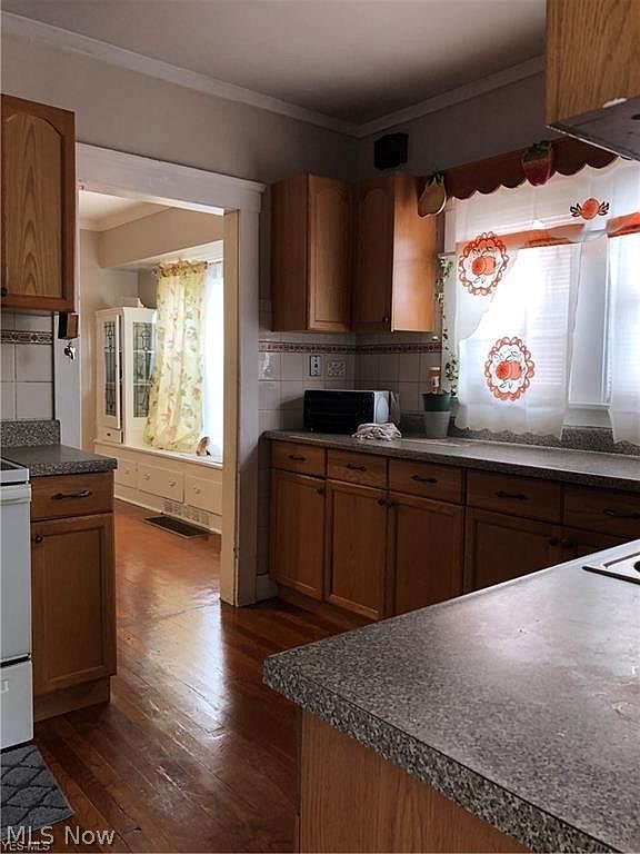 3441 West 95th Street Cleveland, OH 44102 - Photo 18 of 31