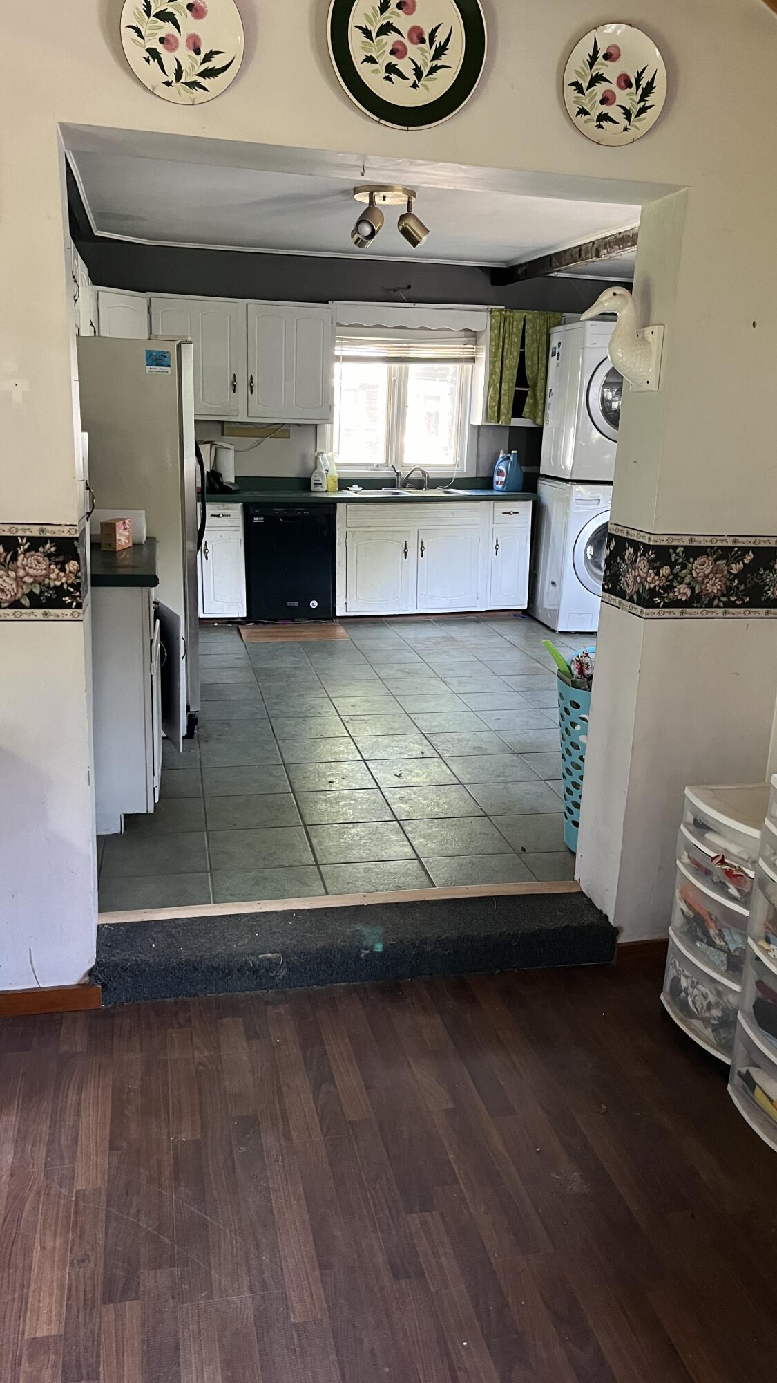 32 Front Street Rumford, ME 04276 - Photo 3 of 9 IMG_5223