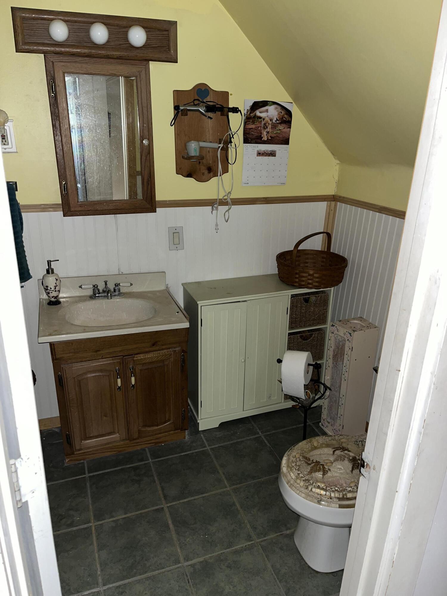 32 Front Street Rumford, ME 04276 - Photo 7 of 9 IMG_5214