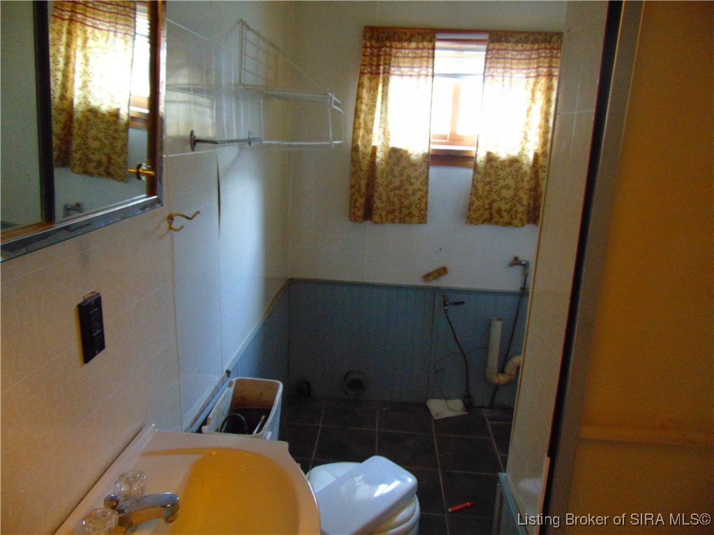 212 St Michaels Avenue Madison, IN 47250 - Photo 12 of 14