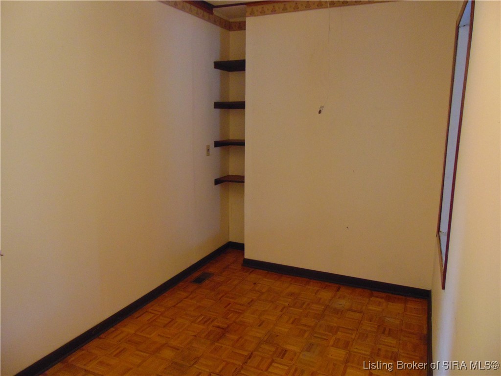 212 St Michaels Avenue Madison, IN 47250 - Photo 5 of 14