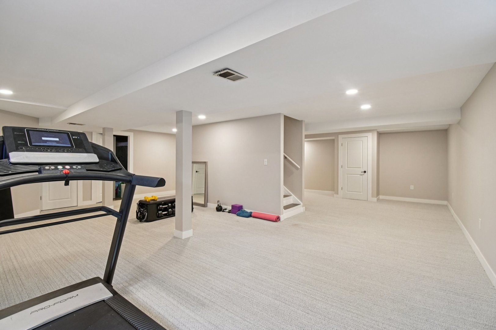 2720 Hobson Road Woodridge, IL 60517 - Photo 23 of 31 Gallery Image 23