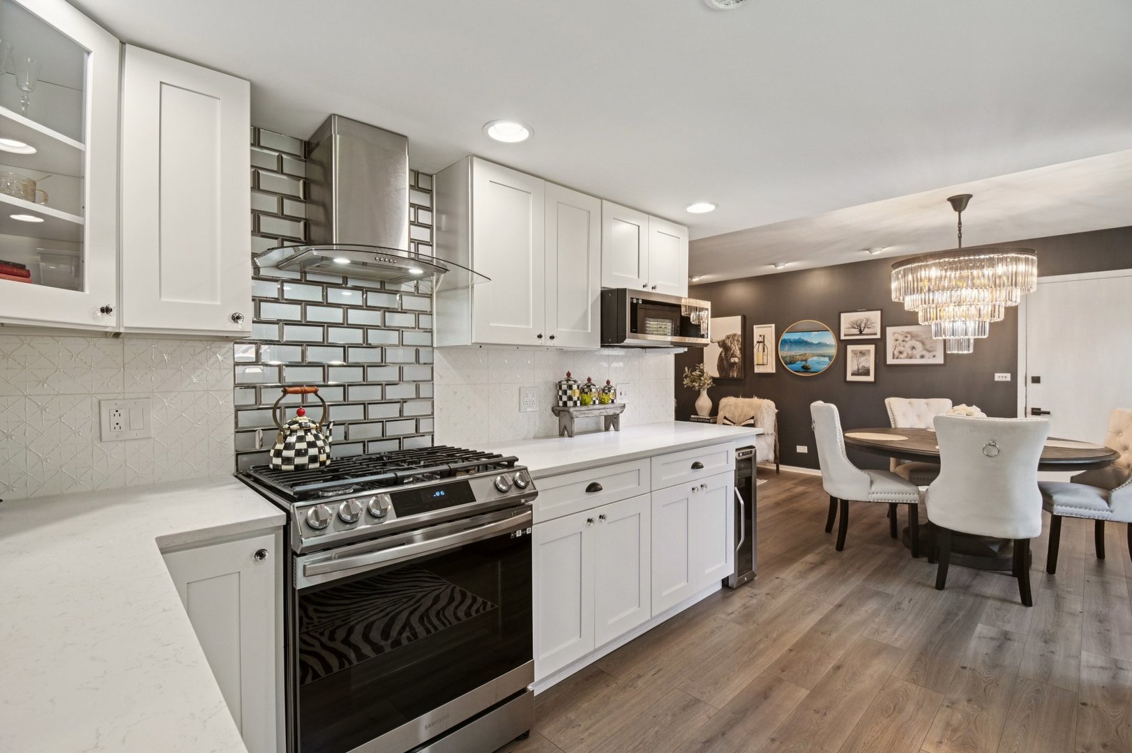 2720 Hobson Road Woodridge, IL 60517 - Photo 9 of 31 Gallery Image 9