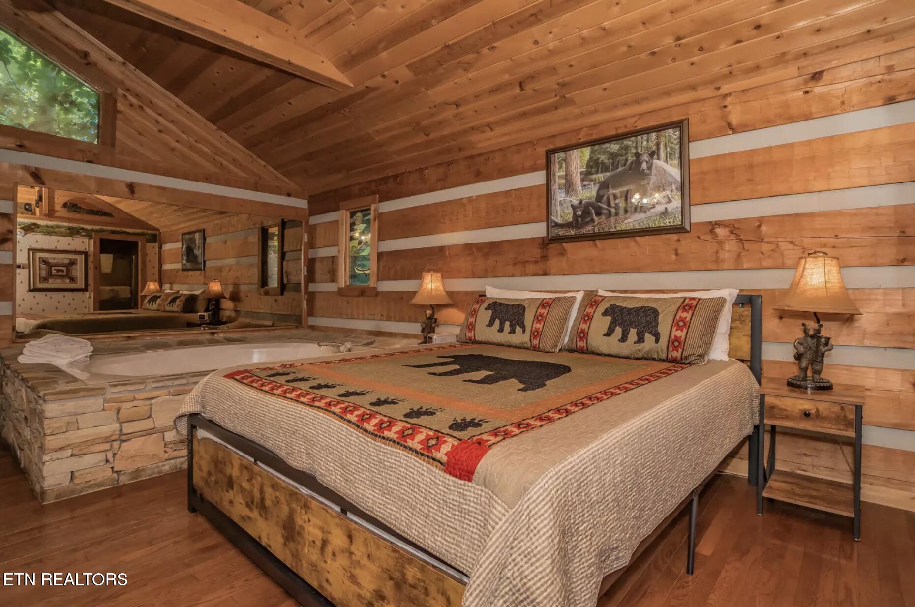 1615 Fantasy Way Sevierville, TN 37876 - Photo 9 of 16 King bed