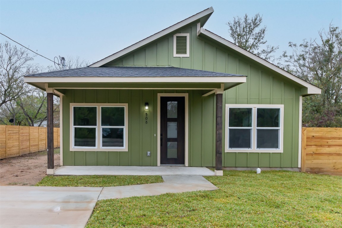 508 Brown Street Lockhart, TX 78644 - Photo 1 of 18 a view of front of a house with a yard