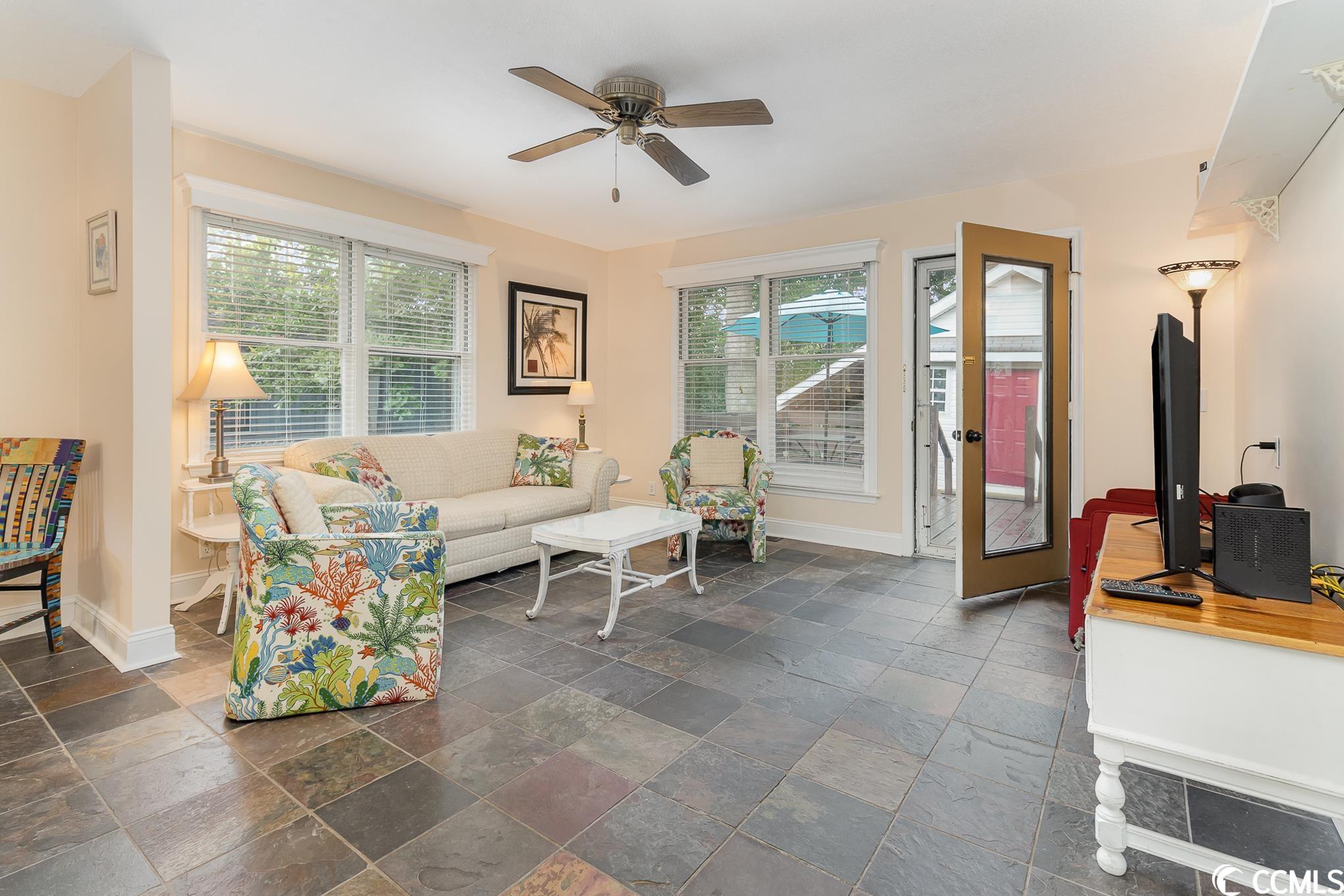 217 Fox Lane Murrells Inlet, SC 29576 - Photo 11 of 29 Gallery Image 11