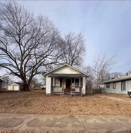 $15,000 | 2933 Warren Avenue, Granite City, IL 62040