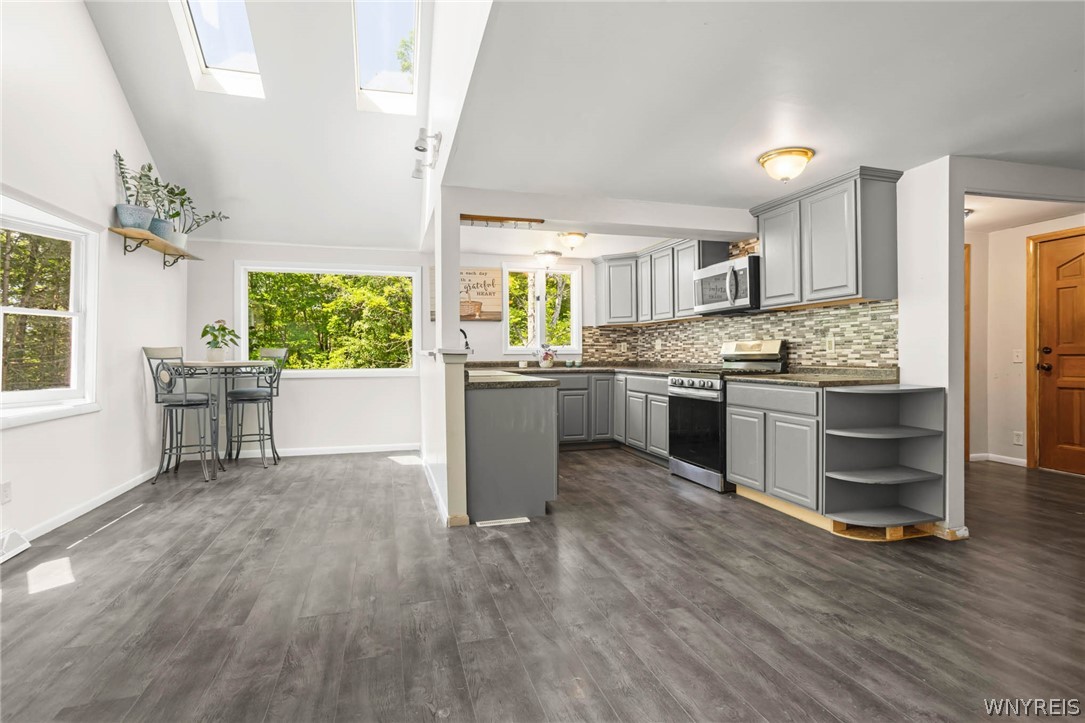 8709 Heath Road Colden, NY 14033 - Photo 4 of 44