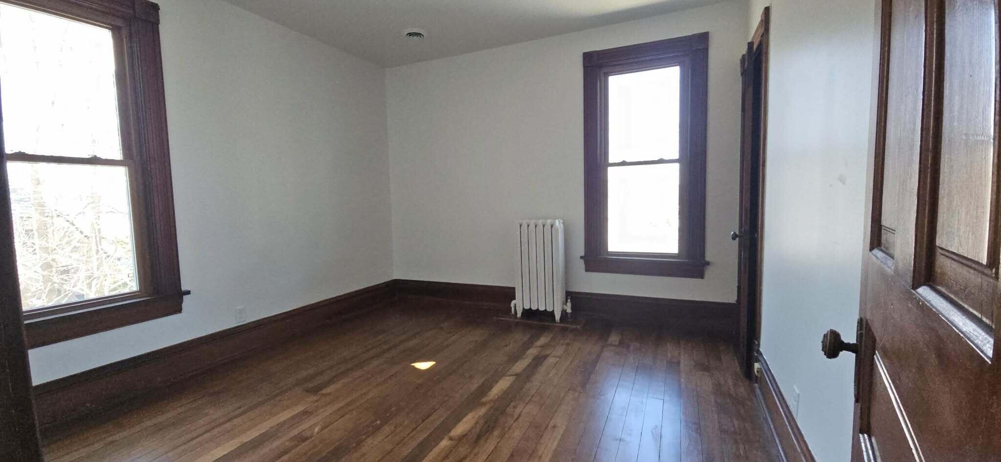 1720 College Avenue Racine, WI 53403 - Photo 19 of 22 Bed 4