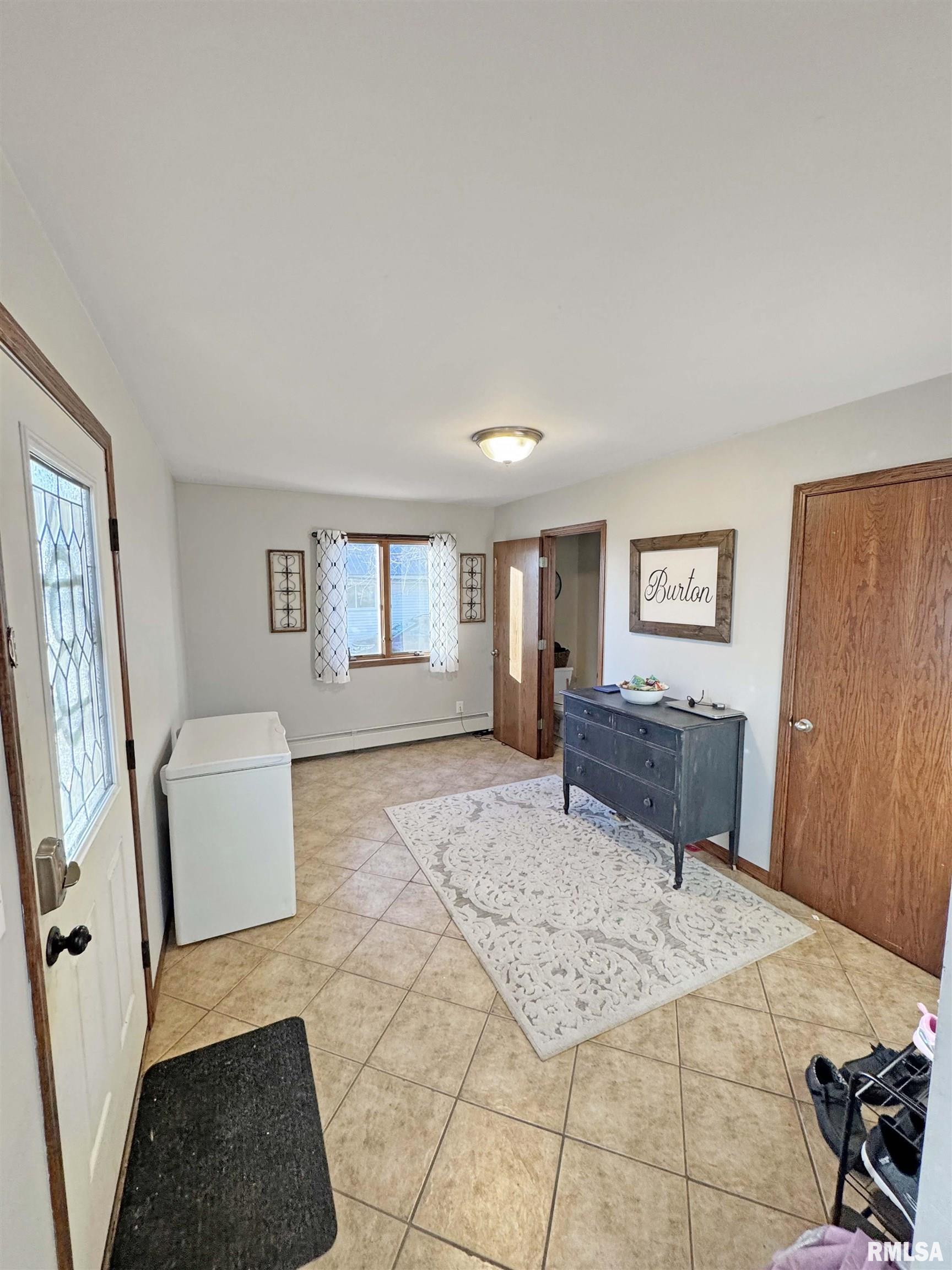 401 Southwest Cross Street Mount Sterling, IL 62353 - Photo 10 of 23