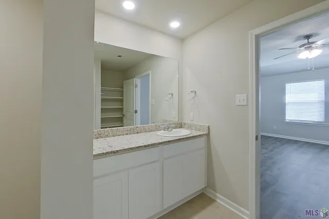 $1,860 | Undisclosed Address, Lafayette, LA 70507