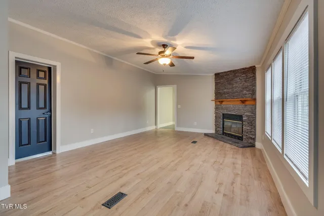 $355,000 | 931 Riverside Avenue, Kingsport, TN 37660