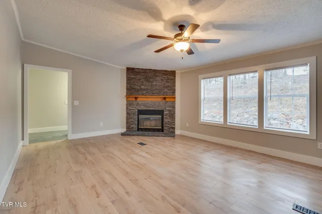 $355,000 | 931 Riverside Avenue, Kingsport, TN 37660