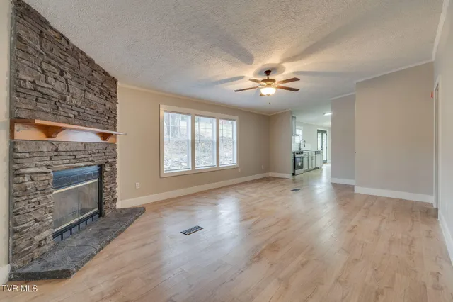 $355,000 | 931 Riverside Avenue, Kingsport, TN 37660