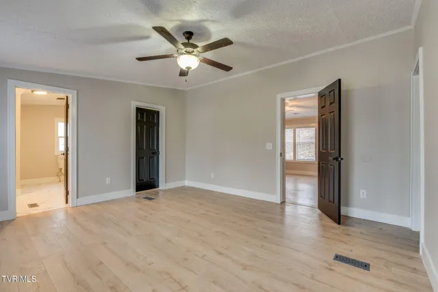 $355,000 | 931 Riverside Avenue, Kingsport, TN 37660