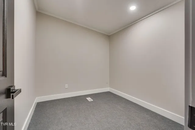 $355,000 | 931 Riverside Avenue, Kingsport, TN 37660