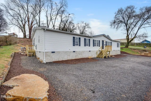 $355,000 | 931 Riverside Avenue, Kingsport, TN 37660
