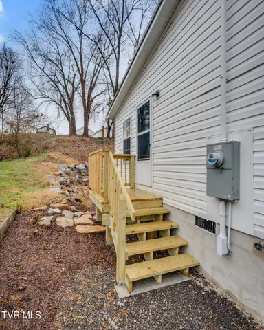 $355,000 | 931 Riverside Avenue, Kingsport, TN 37660