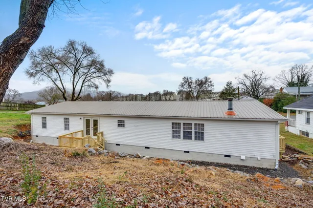 $355,000 | 931 Riverside Avenue, Kingsport, TN 37660