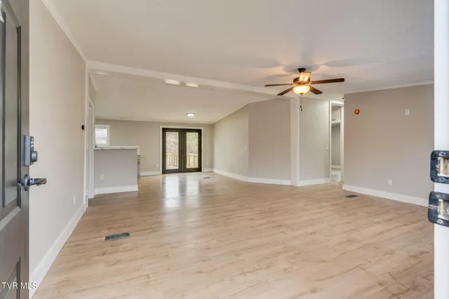 $355,000 | 931 Riverside Avenue, Kingsport, TN 37660