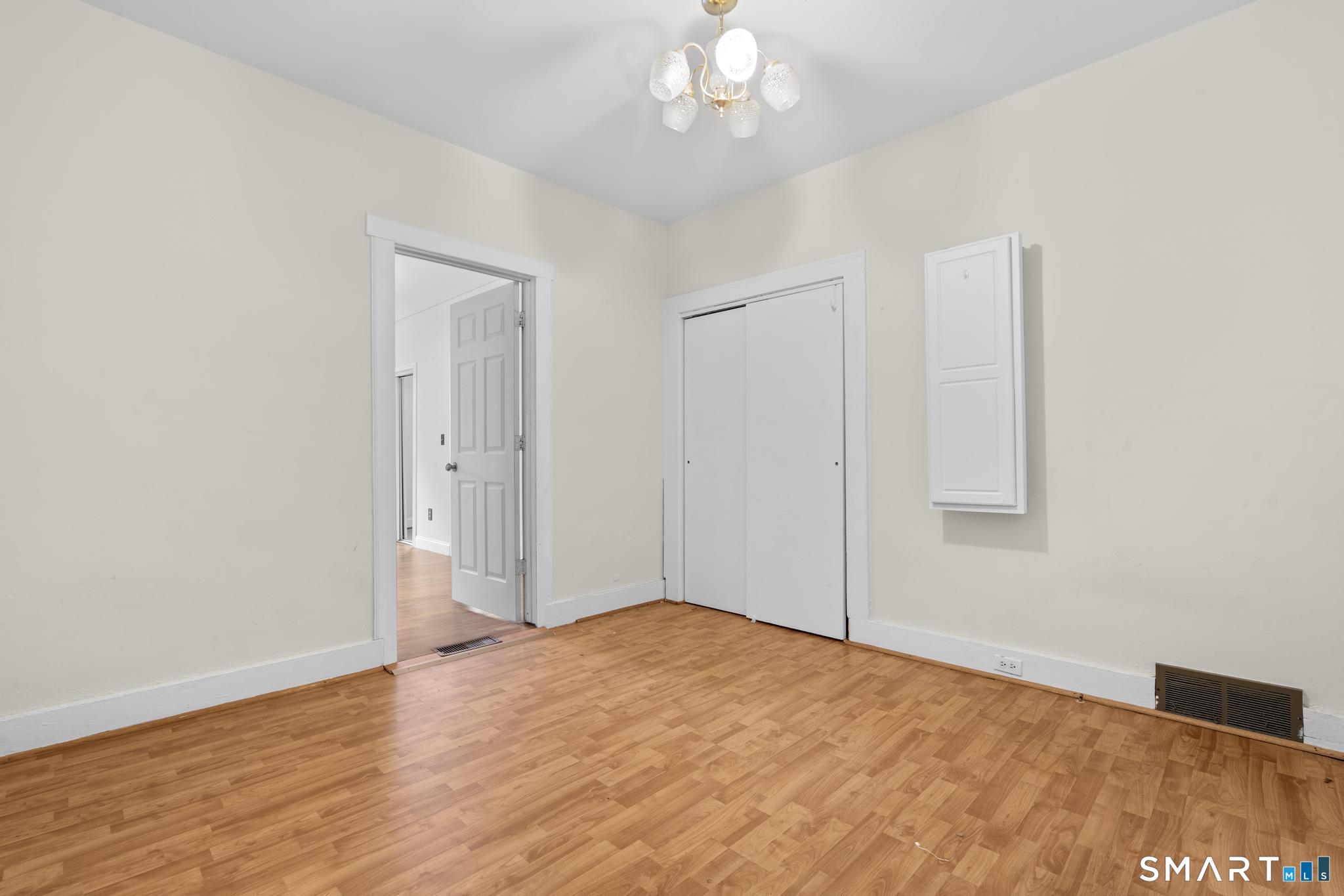 242 Prospect Street Ansonia, CT 06401 - Photo 12 of 40