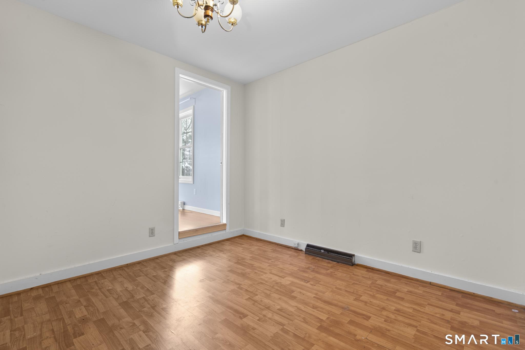 242 Prospect Street Ansonia, CT 06401 - Photo 19 of 40