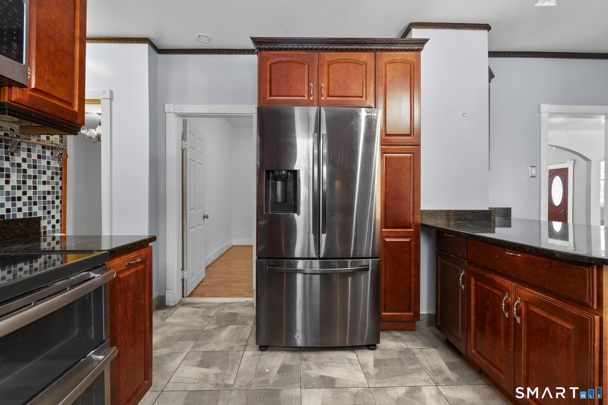 242 Prospect Street Ansonia, CT 06401 - Photo 35 of 40