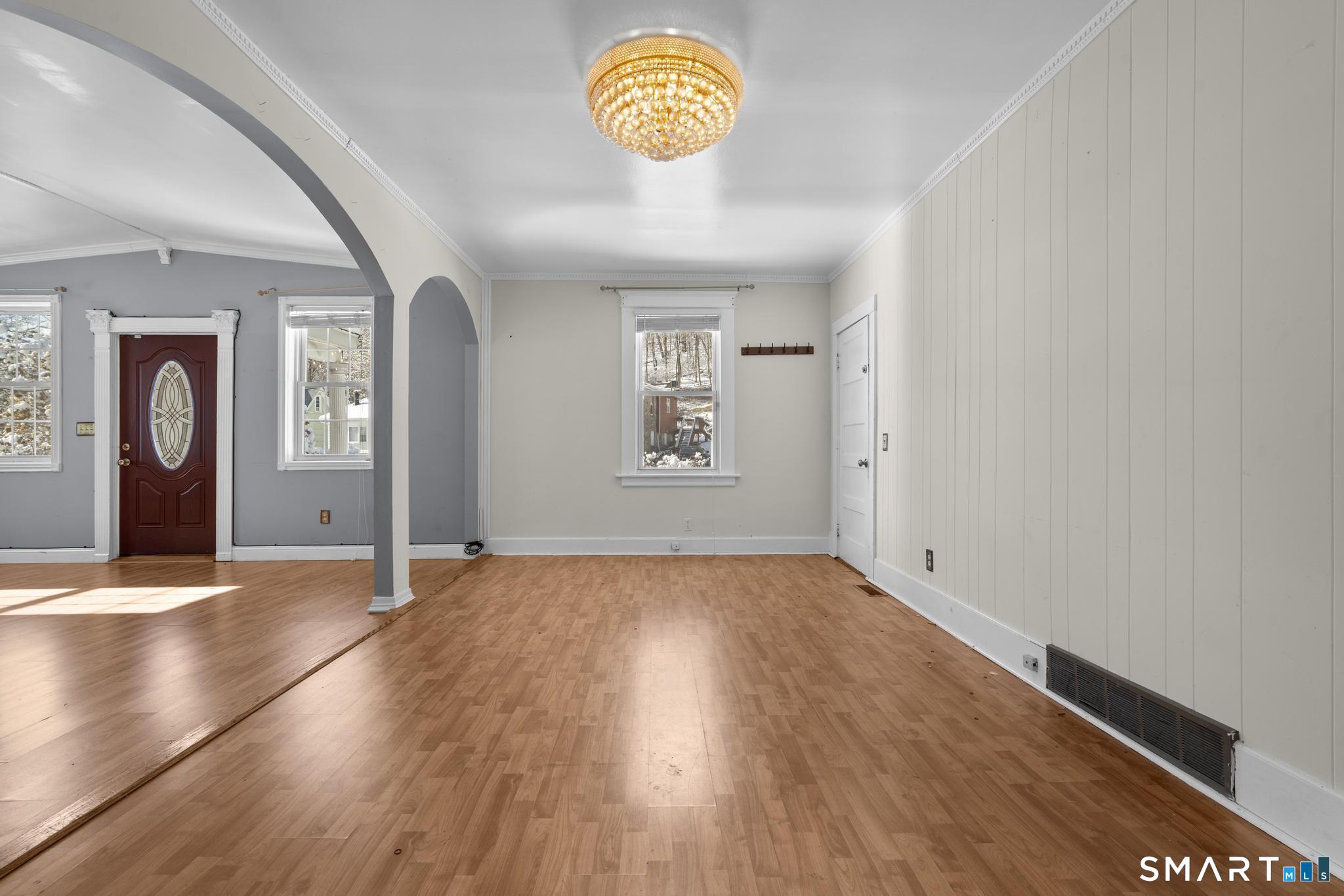 242 Prospect Street Ansonia, CT 06401 - Photo 5 of 40